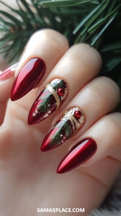 Красный маникюр на Новый год, привлекающий деньги