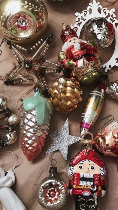 Эти елочные игрушки притягивают несчастье