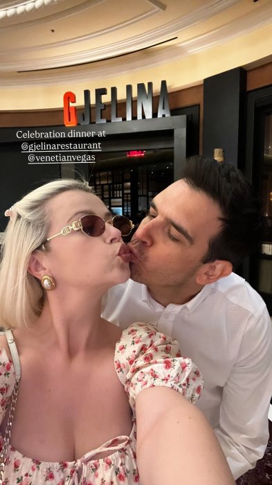 Мика Ньютон поздравила мужа с годовщиной – сколько лет они вместе