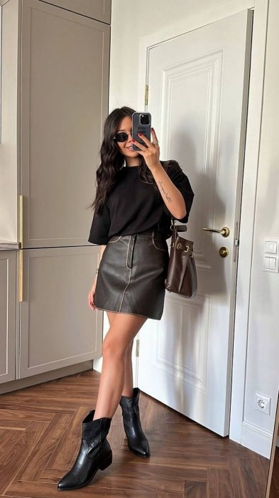 Кожаные юбки, которые будут в тренде осенью 2025 года, фото