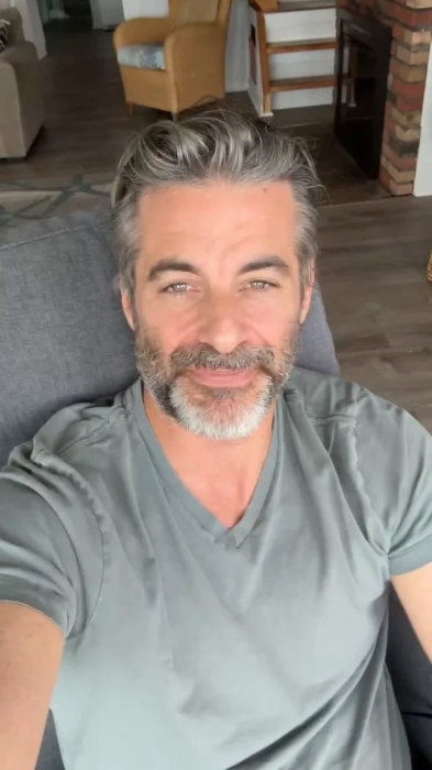 Джим Кертис – новый любимый Дженнифер Энистон