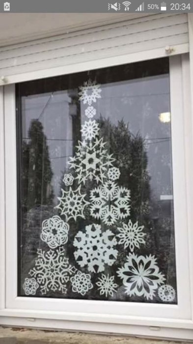 Как украсить окна снежинками на Новый год, идеи для детей