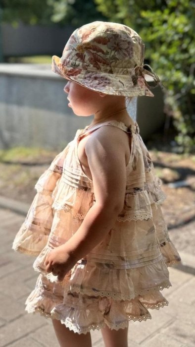 Олександр Усик з дружиною Катериною показали доньку Марійку на відпочинку