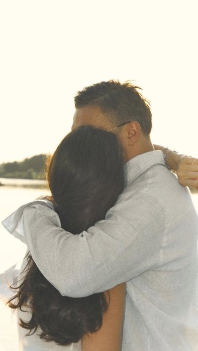 Олександр Усик з дружиною Катериною показали доньку Марійку на відпочинку