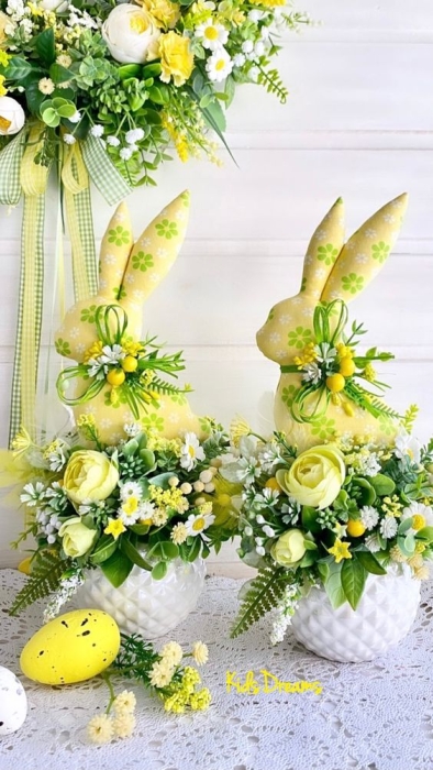 Желтые кролики из ткани, фото