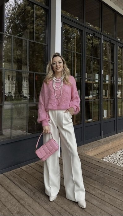 Модный образ в розовом цвете.