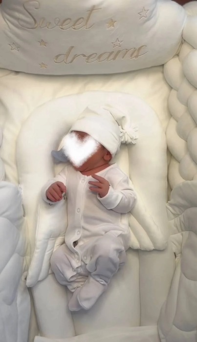 Аліна Гросу показала свого сина, фото