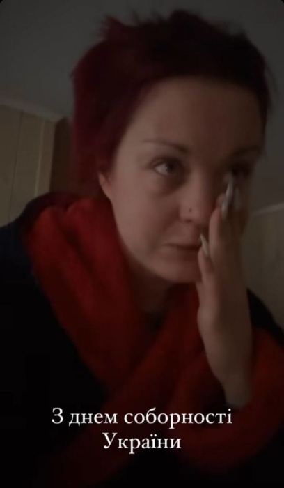 "В рашке меня посадят": известная уроженка россии со слезами на глазах сообщила, что никак не может получить украинское гражданство - фото №1