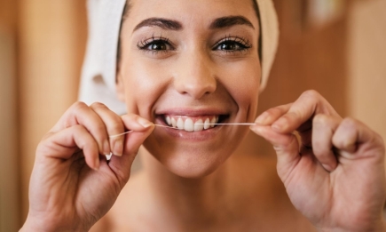 6 удивительных способов использовать зубную нить не по назначению