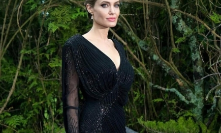 Анджелина Джоли спровоцировала слухи о возвращении к бывшему мужу