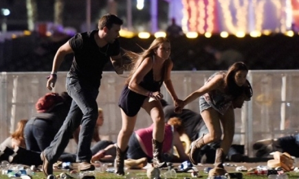 Самое массовое убийство в США: трагедия в Лас-Вегасе, где погибло более 50 человек, никого не оставила равнодушным