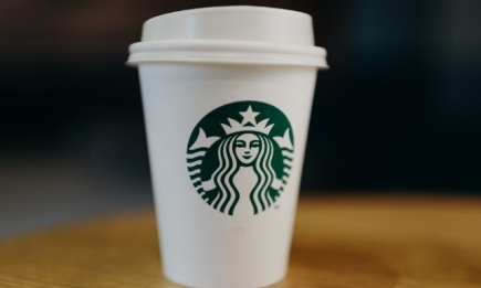 Кофеманам на заметку: в Украине запустили линейку кофе Starbucks