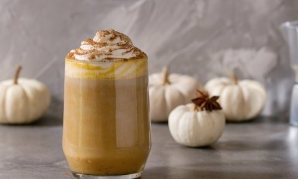 Настоящий хит холодного сезона: как приготовить дома тыквенный лате (ВИДЕО)