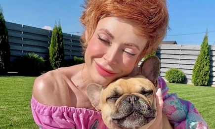 Фарбує губи й краде білизну: Олена-Крістіна Лебідь потішила здібностями своєї собаки (ЕКСКЛЮЗИВ)
