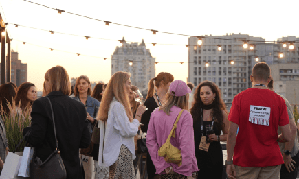 Не просто вечеринка, а "КРАШ/ЩІ": как в Киеве предприниматели искали "крашей" для бизнеса (ФОТО)