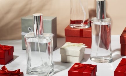 Ищете духи в подарок? Эти 3 парфюма можно покупать, даже не нюхая!
