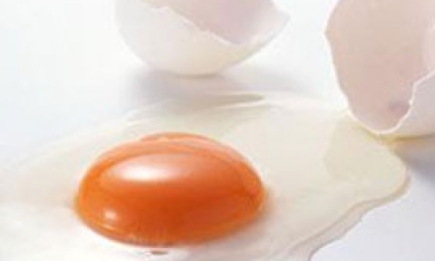 Как избавиться от яичного пятна