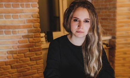 "У меня нет дорогих украшений": Эмма Антонюк призналась, сколько зарабатывает за месяц (ВИДЕО)