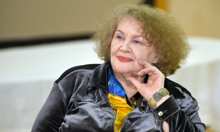 Редкие фото 94-летней Лины Костенко попали в Сеть: как выглядит живая легенда украинской литературы