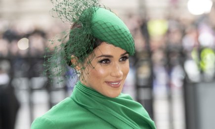 Безумные деньги! Самые дорогие образы Меган Маркл, за которые ее критиковали британцы (фото)