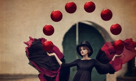Зачем женщине уметь жонглировать