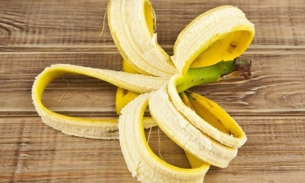 Даже отходы бывают полезны: как из кожуры банана приготовить суперудобрение для комнатных растений