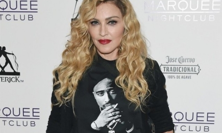 Сексуально! Мадонна продемонстрировала осиную талию в латексном наряде  (ФОТО)