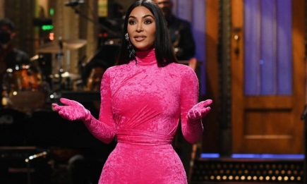 Пошутила о Канье, сестрах и секс-видео: Ким Кардашьян феерично дебютировала в шоу Saturday Night Live