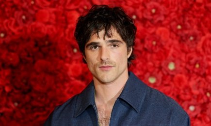 Замість Тімоті Шаламе: Джейкоб Елорді став обличчям легендарного аромату Chanel (фото)