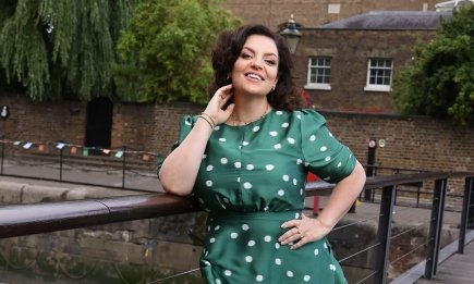 Венецианский кинофестиваль заговорил об украинке: Холоденко в платье за 223 тысячи покорила красную дорожку