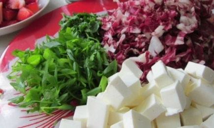 Мастер-класс: салат с домашним сыром маскарпоне