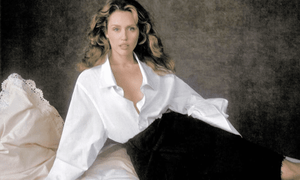 Платье первой встречи с Лиамом Хэмсвортом до сих пор с ней: Майли Сайрус поразила правдой о своем необычном хобби (ФОТО)