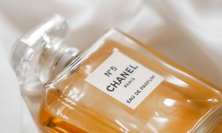 Статистика показала, какие 5 духов чаще всего покупают француженки