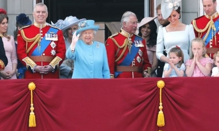 Королевская семья официально отпраздновала день рождения Елизаветы II (ФОТО)