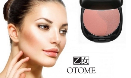 Редакция тестирует декоративную косметику японского бренда OTOME: отзыв на двухцветные румяна