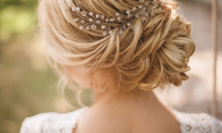 Просто и со вкусом. Самые модные идеи причесок на свадьбу с собранными волосами (ФОТО)