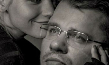 Гарик Харламов опубликовал интимные фото с женой