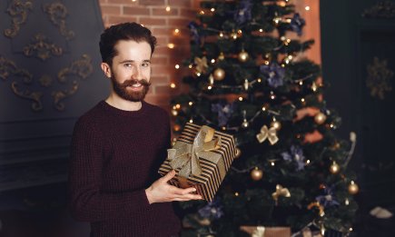 Он точно будет в восторге: 3 парфюма, которые станут идеальным новогодним подарком для вашего возлюбленного