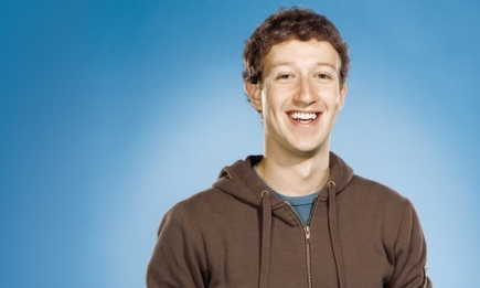 Какую цель поставил в 2015 году создатель Фейсбука Марк Цукерберг