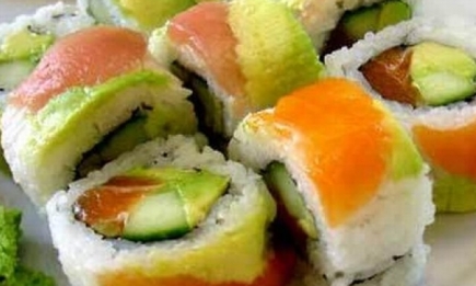 Чем опасны суши и сашими?