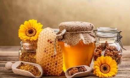 Щоб не викинути гроші: як відрізнити справжній мед від підробки
