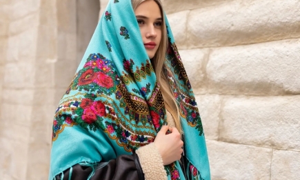 День украинского платка: как и с чем носить этот аксессуар, чтобы выглядеть стильно (ФОТО)
