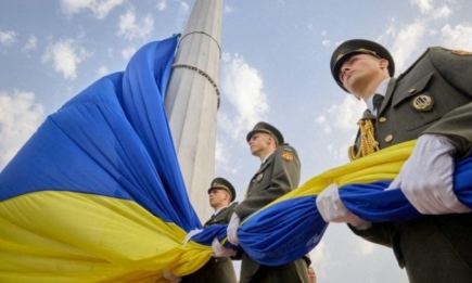 Выбор очевиден: Украина стала страной года по версии The Economist