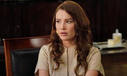 Умерла на руках у матери... Известная турецкая актриса ушла из жизни сразу после своего 35-летия