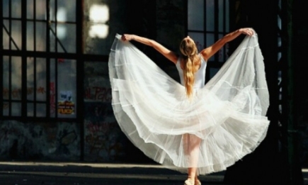 Упражнения балерин для здоровой спины. Видеоурок