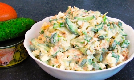 Свежий, сытный и вкусный салат с огурцом и тунцом, который можно готовить хоть каждый день (РЕЦЕПТ)