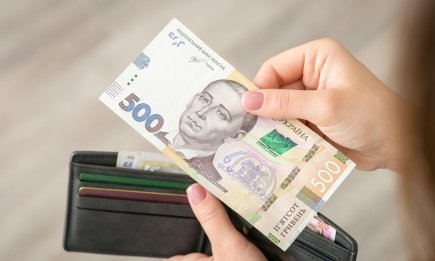 Самые низкие зарплаты в Украине: кто получает менее 10 тысяч гривен