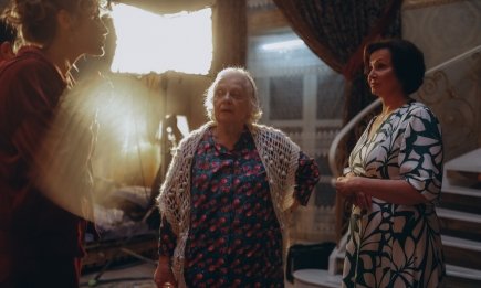 Битва за хату під Києвом: Антоніна Хижняк та Назар Задніпровський знялися у запеклій комедії про спадок