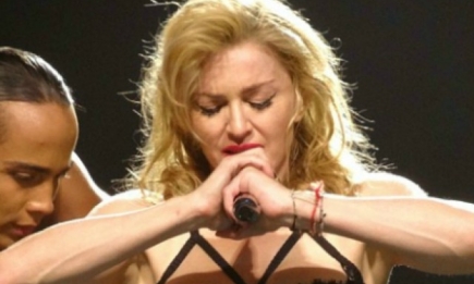 Новая провокация от Мадонны. Фото и видео