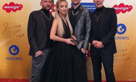 "Прорыв года": пати-группа DILEMMA получила награду на премии "Золотая Жар-птица 2019"